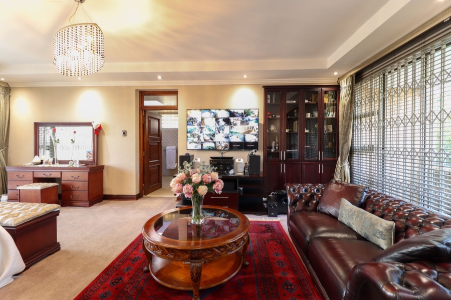 4 Bedroom Property for Sale in Heuwelsig Free State